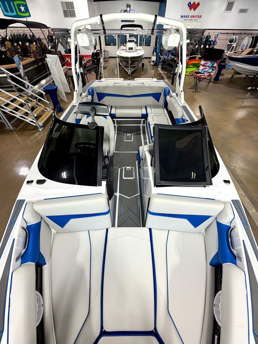 2022 Supreme S220, photo 12 of 18